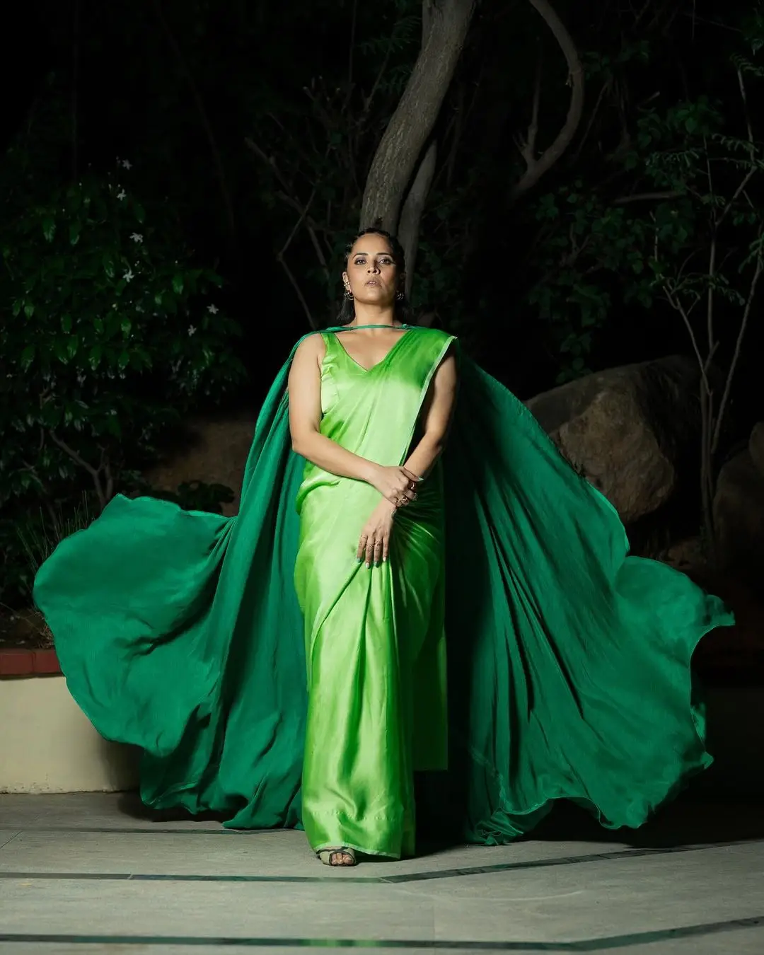 Indian Model Anasuya Bharadwaj in Sleeveless Green Saree